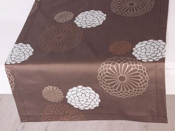 Resim TAFTA KAHVE ZEMİN BEYAZ BEJ ÇİÇEKLER DESEN RUNNER ÖRTÜ